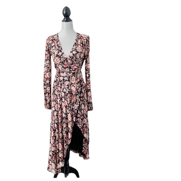 Reformation Dresses & Skirts - Reformation floral long sleeve dress midi
